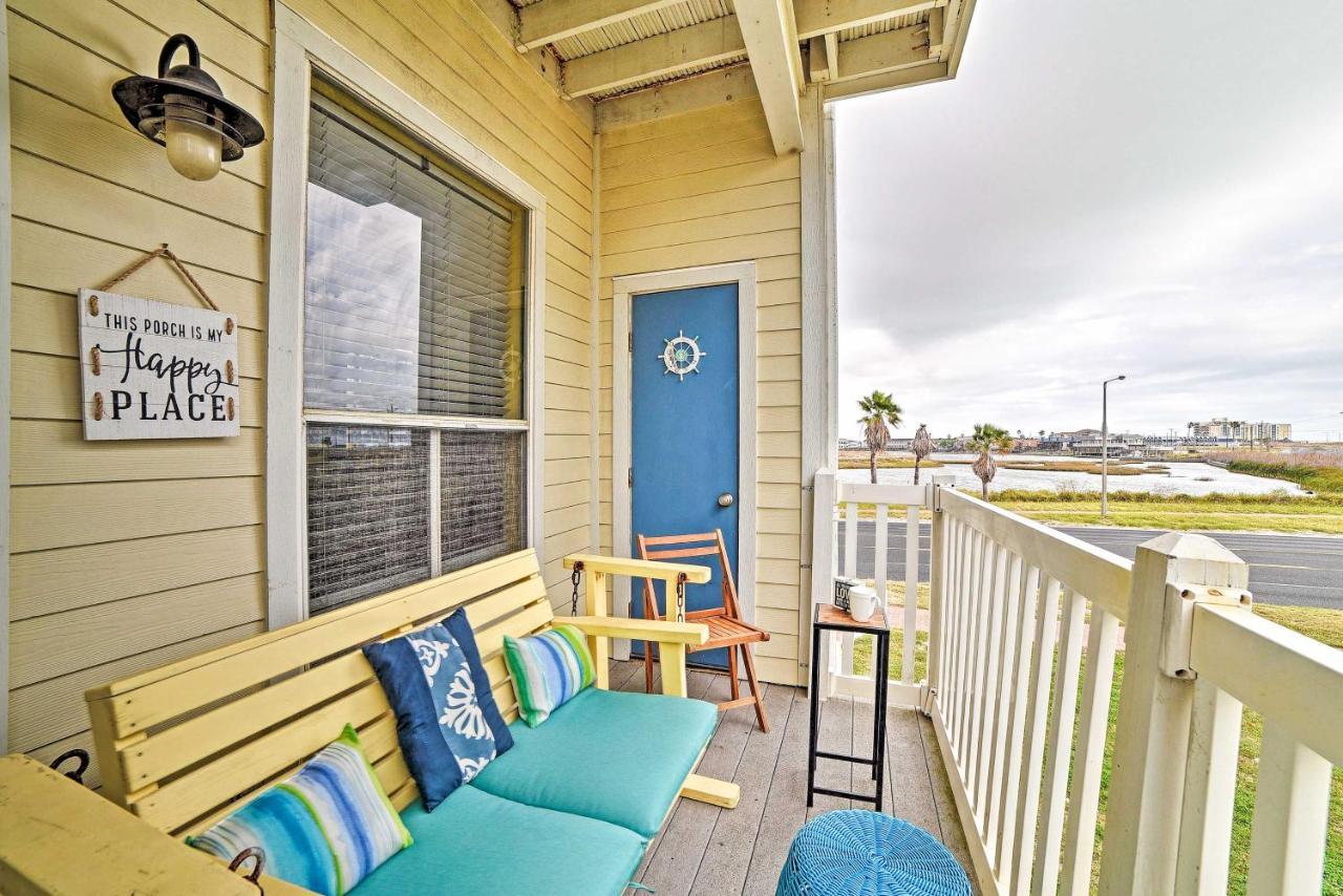 Corpus Christi Resort Condo - Walk To Beach! Exterior photo